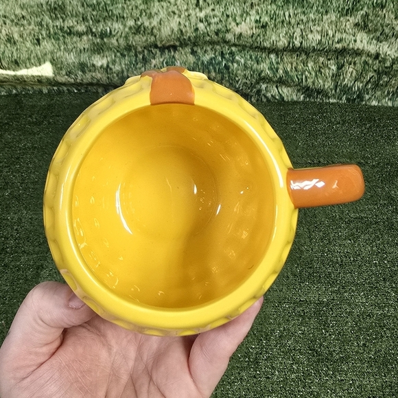 Stranger Things Core Home Round Embossed Waffle 18fl.oz Mug NEW! - Picture 10 of 11